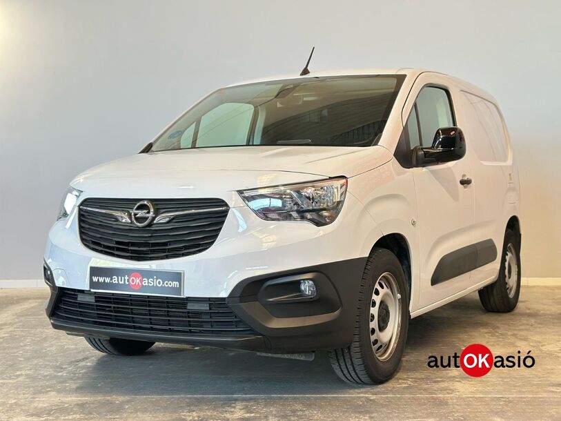 Foto del OPEL Combo -e Cargo L 800 50kWh 100kW