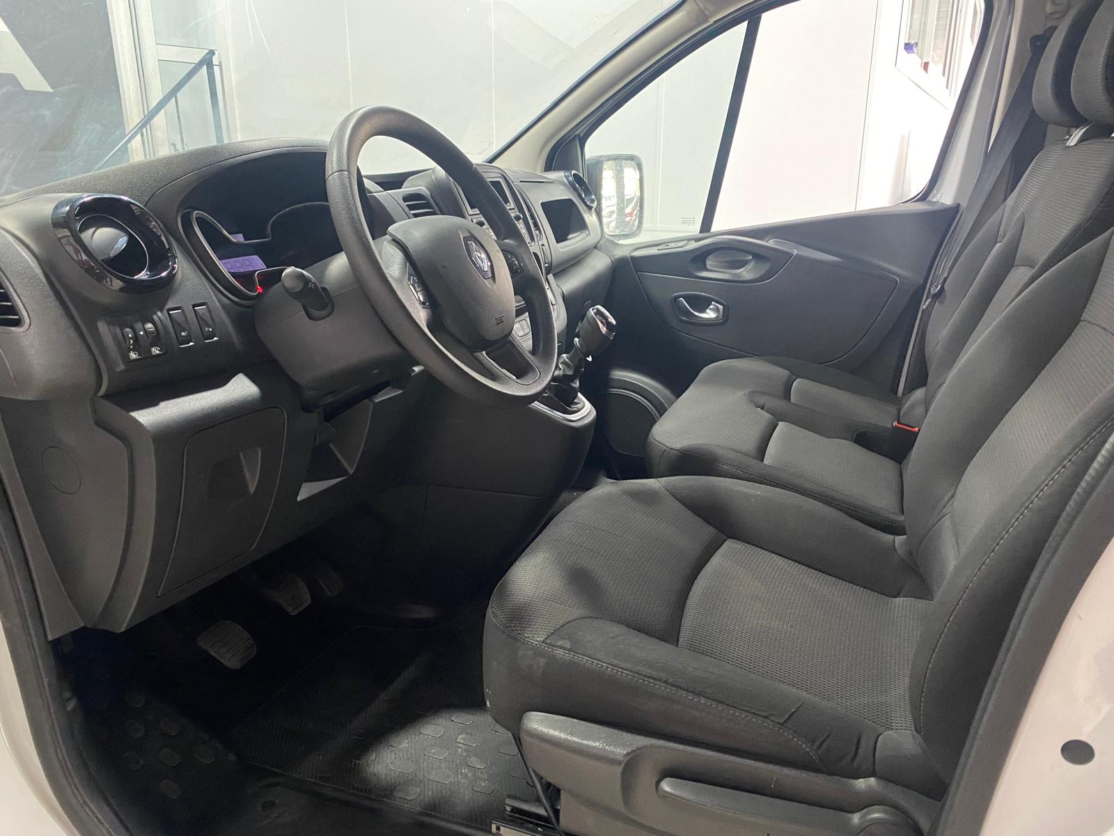 Foto del RENAULT Trafic Furgón 27 L1H1 Energy BluedCi 70kW