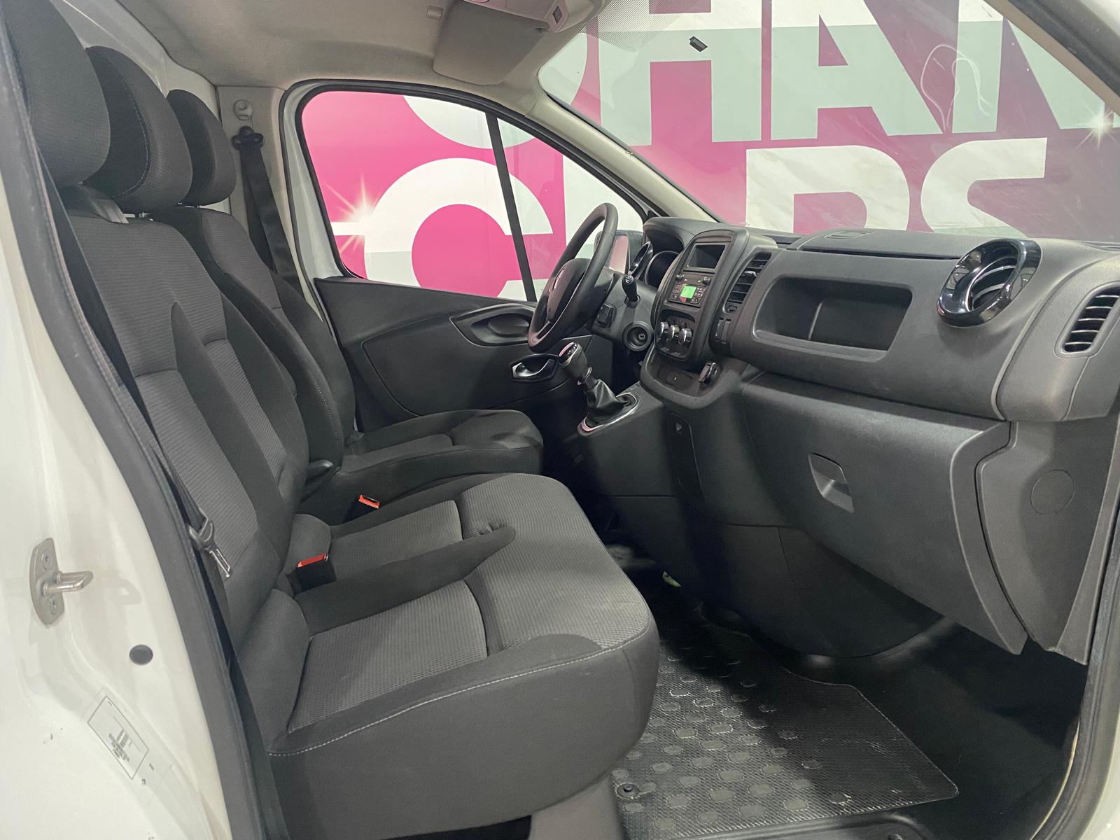 Foto del RENAULT Trafic Furgón 27 L1H1 Energy BluedCi 70kW