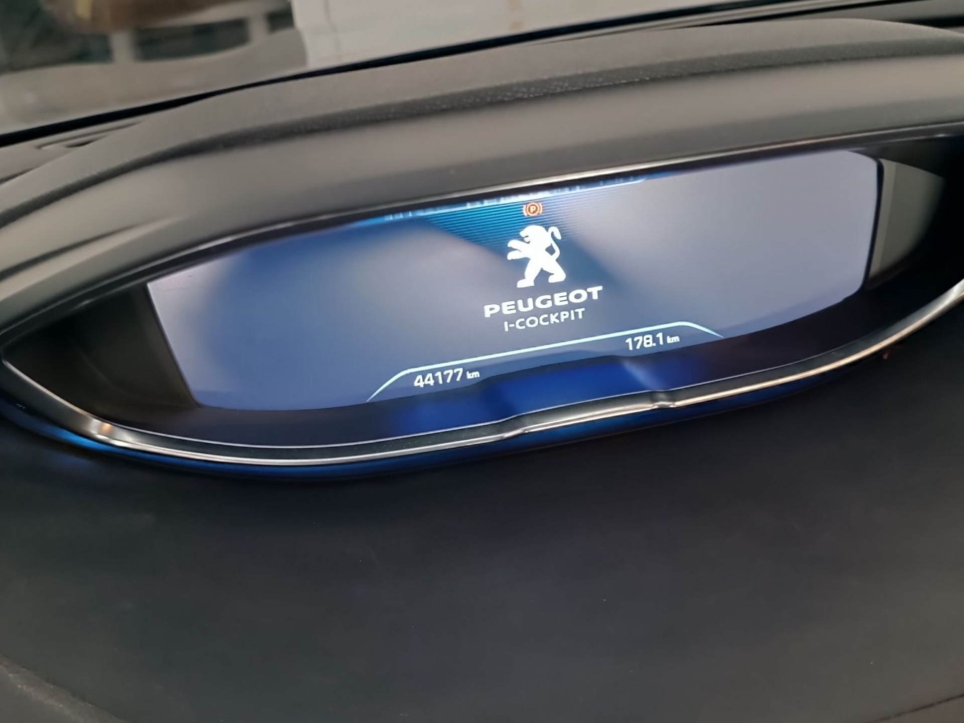 Imagen de PEUGEOT 3008