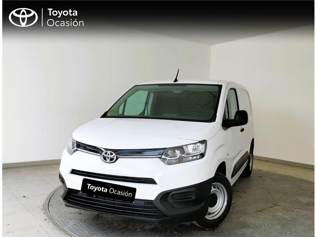 TOYOTA Proace City (Van GX 650 KG L1 1.5D 100CV 6MT) en Madrid