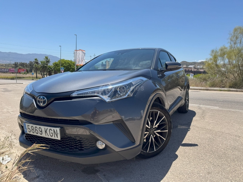 Foto del TOYOTA C-HR 125H Advance