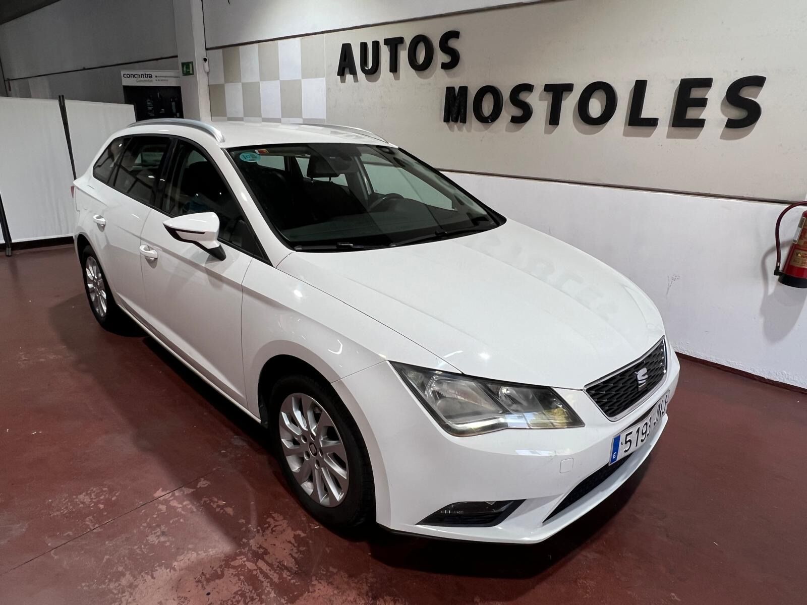 SEAT León (1.6TDI CR S&S Reference 110) en Madrid