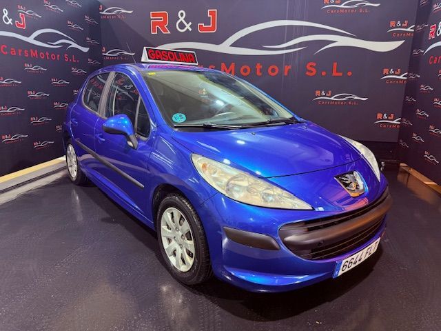 Foto del PEUGEOT 207 1.4i 16v X-Line