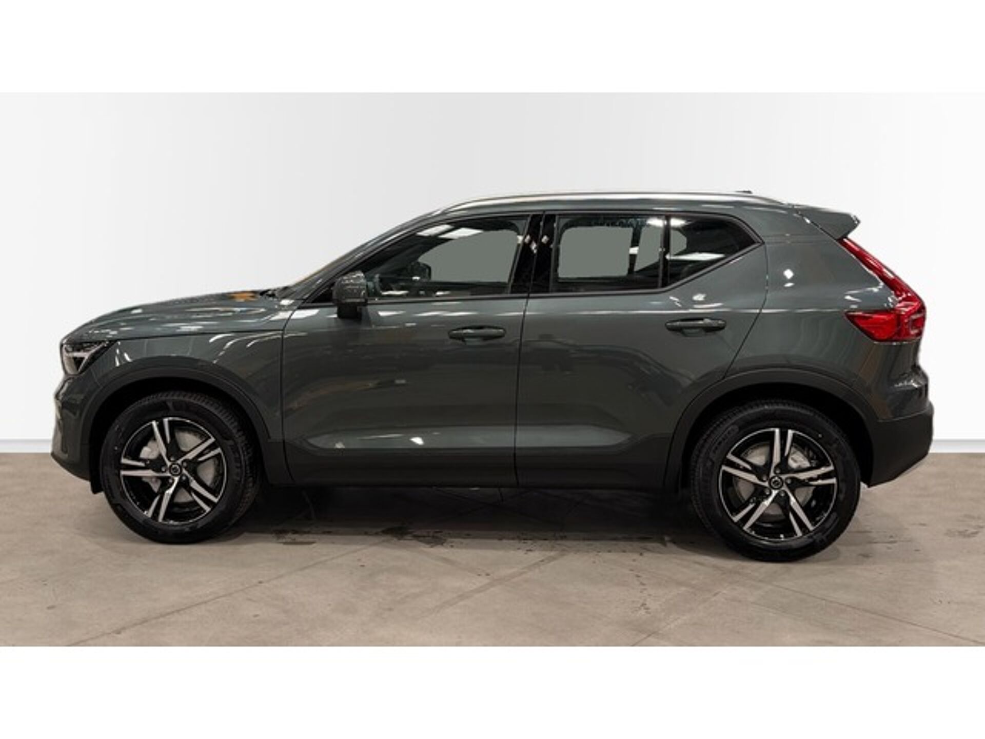 Imagen 3 de VOLVO XC40