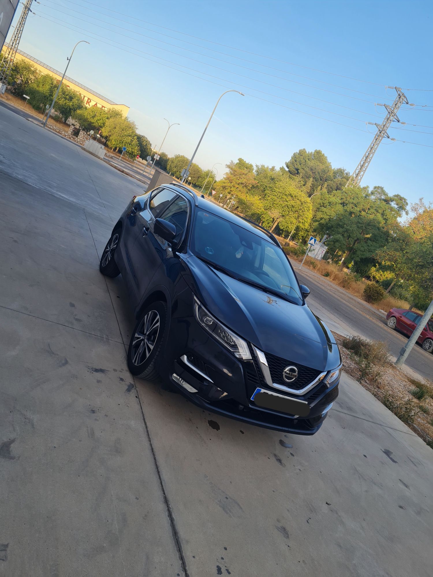 Foto del NISSAN Qashqai 1.3 DIG-T N-Connecta 4x2 103kW