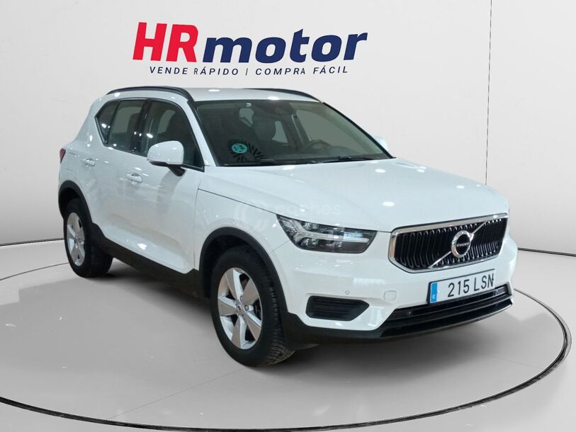 Foto del VOLVO XC40 T2 Momentum Core