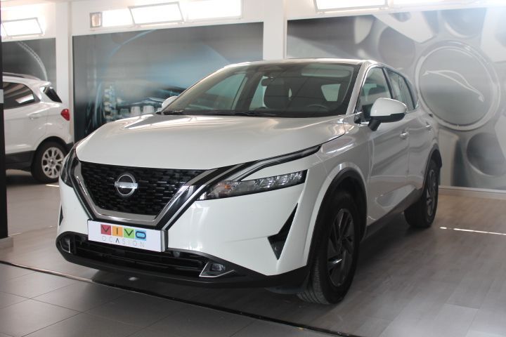 NISSAN Qashqai (1.3 DIG-T mHEV 12V Acenta 4x2 Aut. 116kW) en Almería