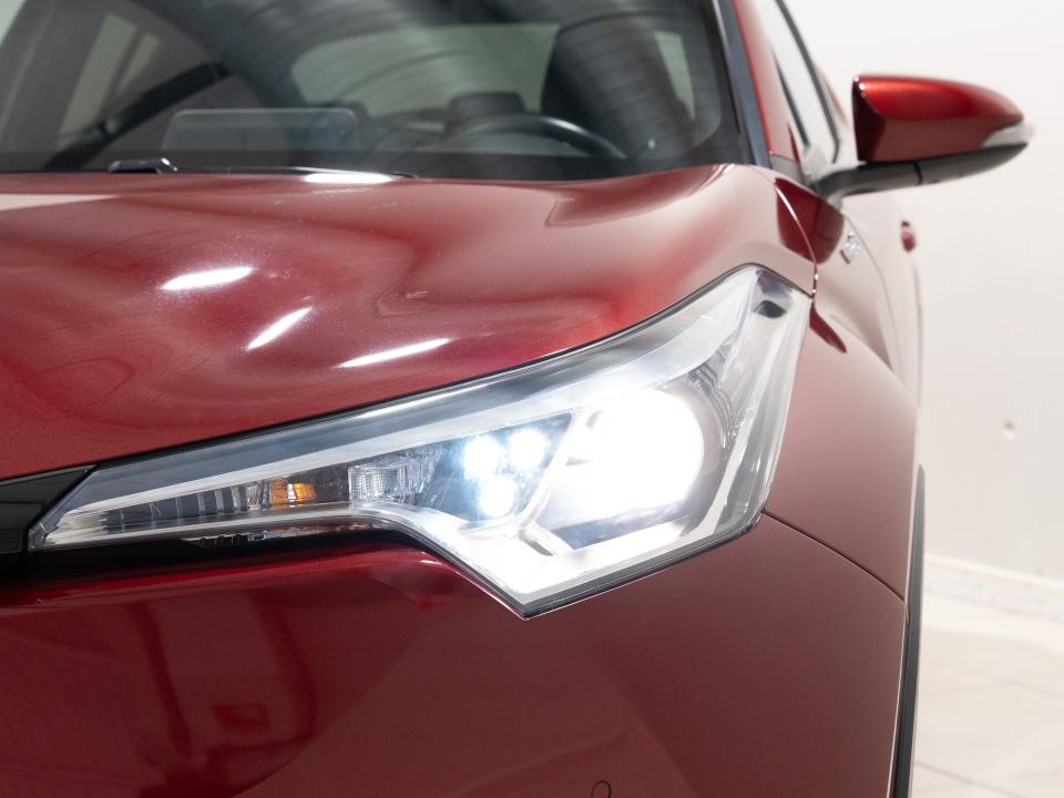 Foto del TOYOTA C-HR 125H Advance