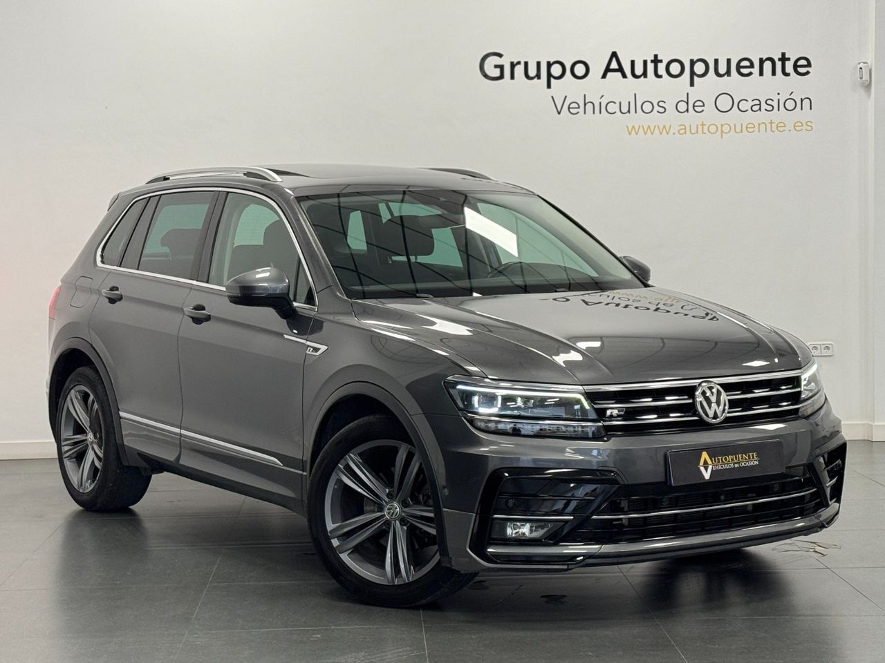 VOLKSWAGEN Tiguan (R-LINE) en Murcia