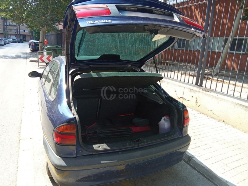 Foto del RENAULT Laguna 1.9 dCi RT