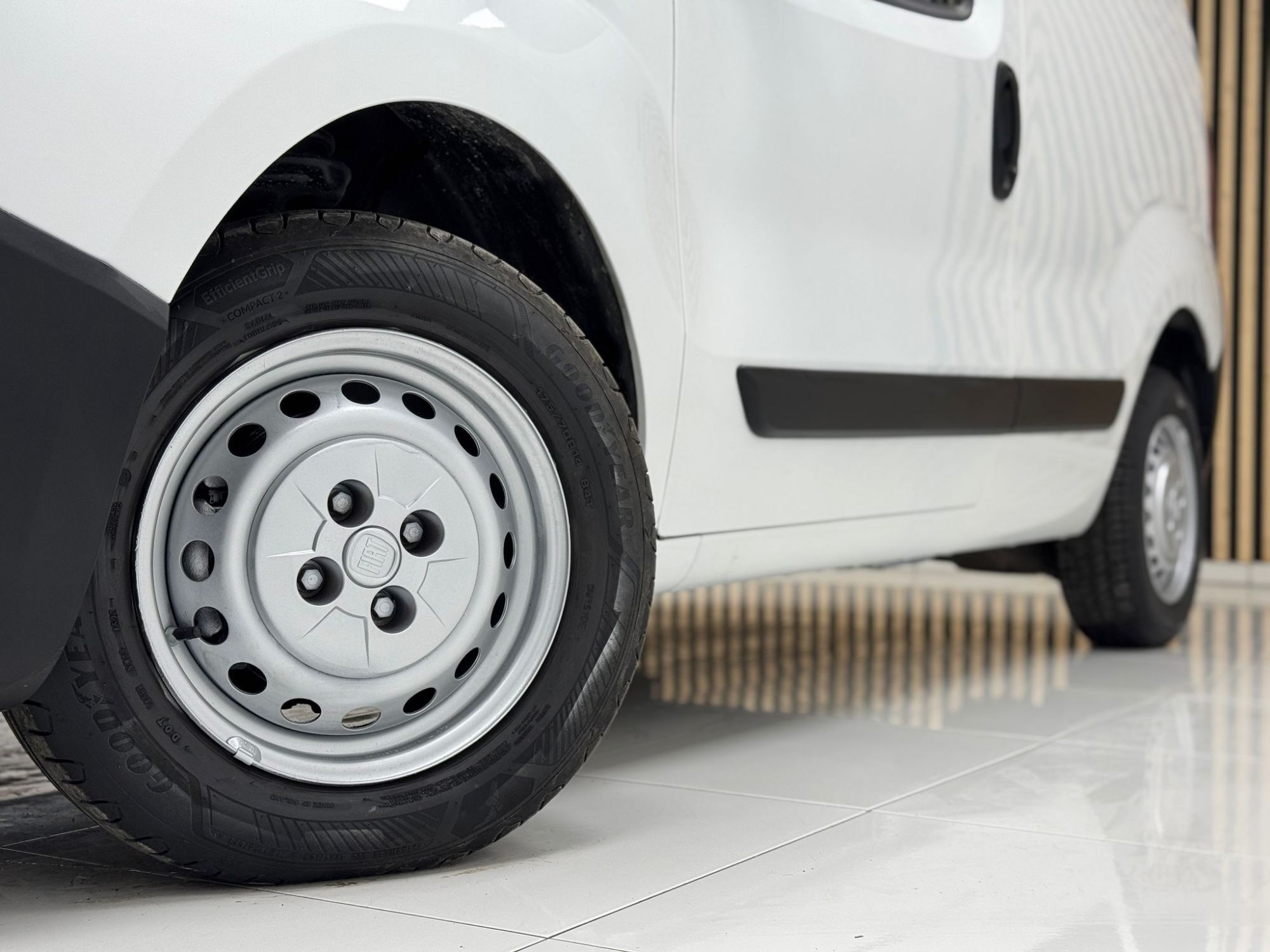 Foto del FIAT Fiorino Comercial Fiorino Cargo 1.3Mjt Base 75 E5