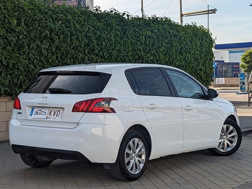 Foto del PEUGEOT 308 1.5BlueHDi S&S Style 130