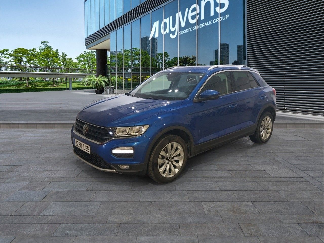 VOLKSWAGEN T-Roc (Advance 2.0 TDI 110 kW (150 CV) DSG) en Madrid