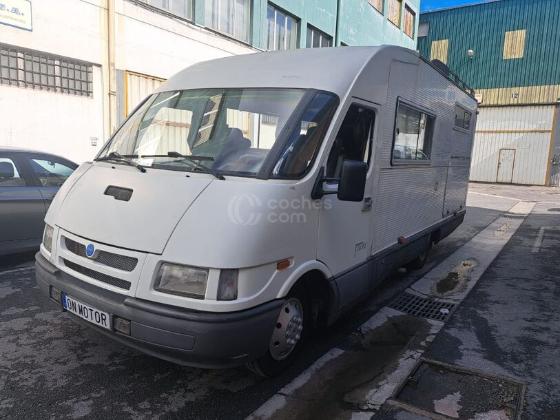 Foto del IVECO Daily 30.8 Family (5+1) 2800RS