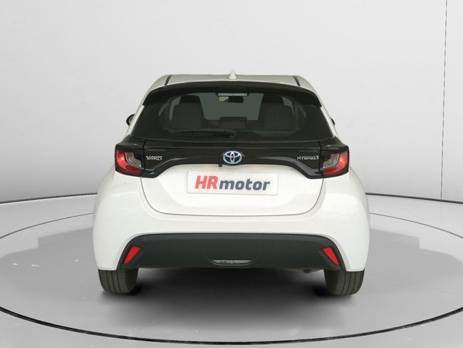 Foto del TOYOTA Yaris 120H 1.5 Business Plus