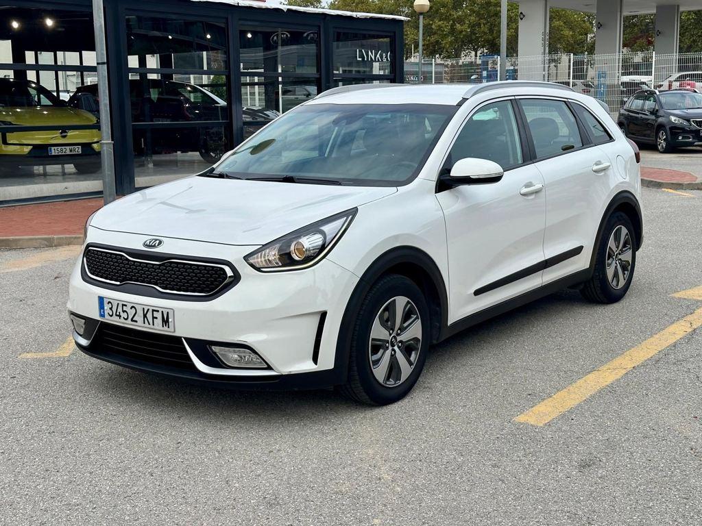 KIA Niro (1.6 GDi HEV Híbrido Concept 104 kW (141 CV)) en Barcelona