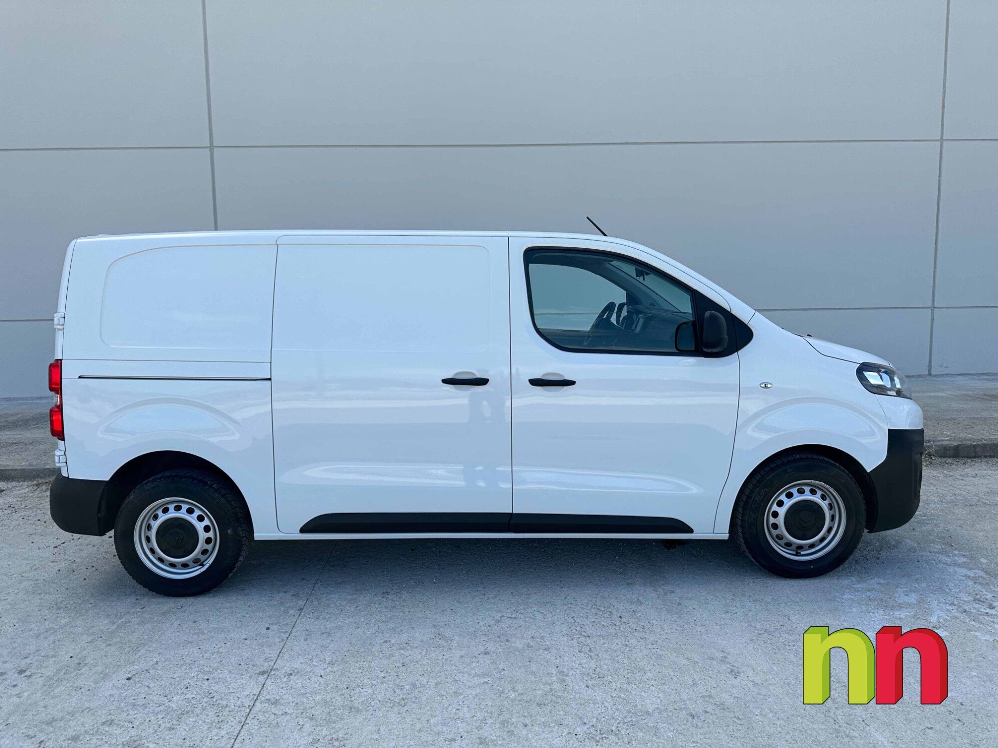 Foto del CITROEN Jumpy Fg. BlueHDI Talla M S&S Control Carga Ampliada 120