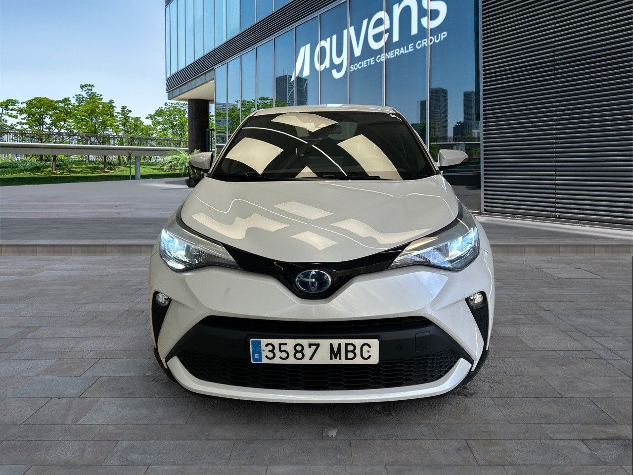 Foto del TOYOTA C-HR 180H Advance