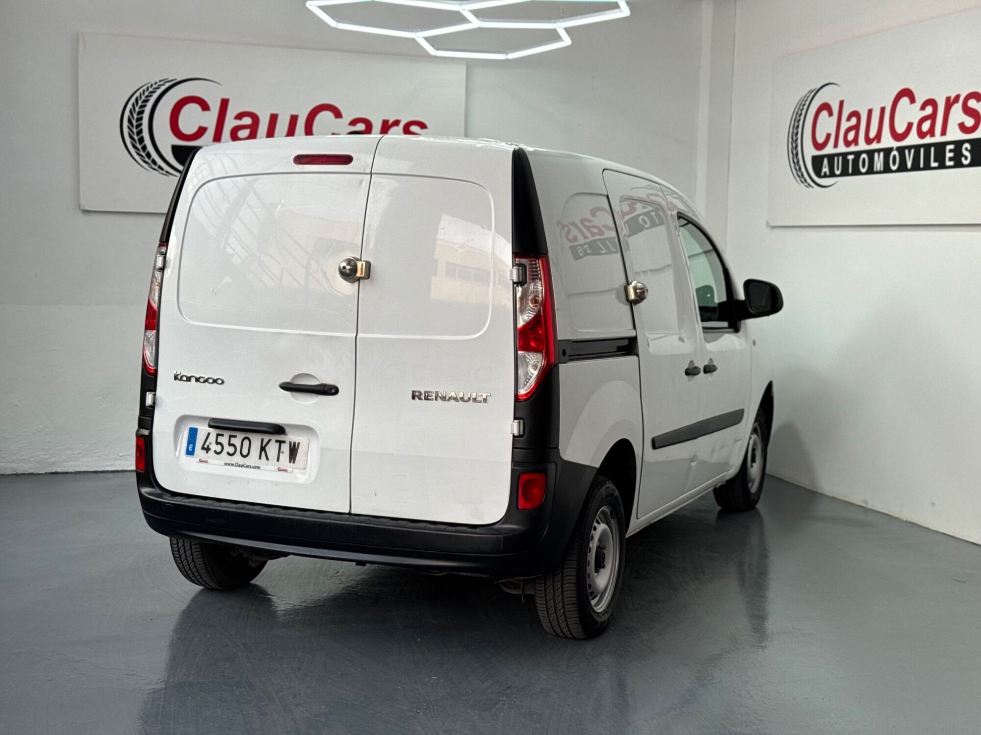 RENAULT Kangoo (Fg. 1.5dCi Profesional 55kW) en Madrid