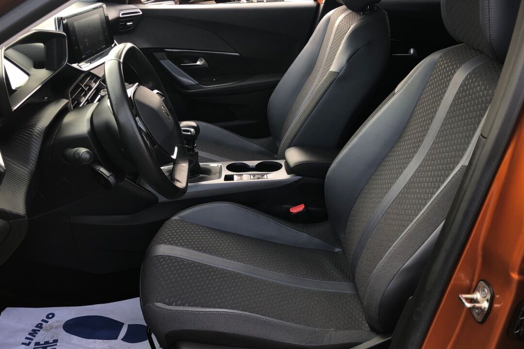 Foto del PEUGEOT 2008 1.5 BlueHDI S&S GT Line 100