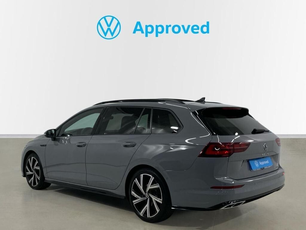 Foto del VOLKSWAGEN Golf Variant 1.5 eTSI R-Line DSG 96kW
