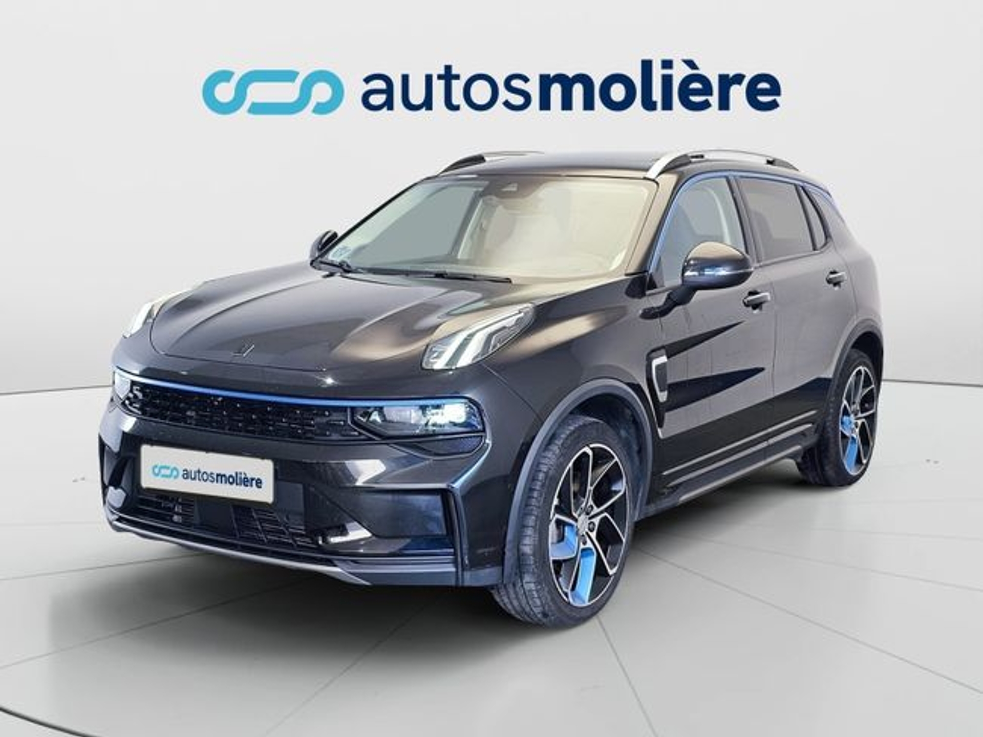 Imagen de LYNK & CO 01