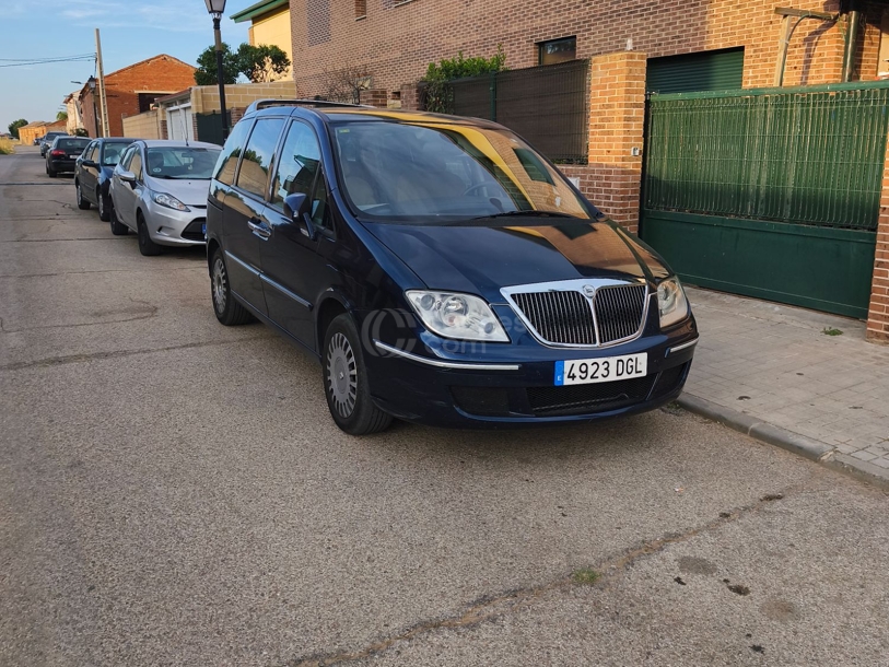 Foto del LANCIA Phedra 2.2JTD 16v Emblema