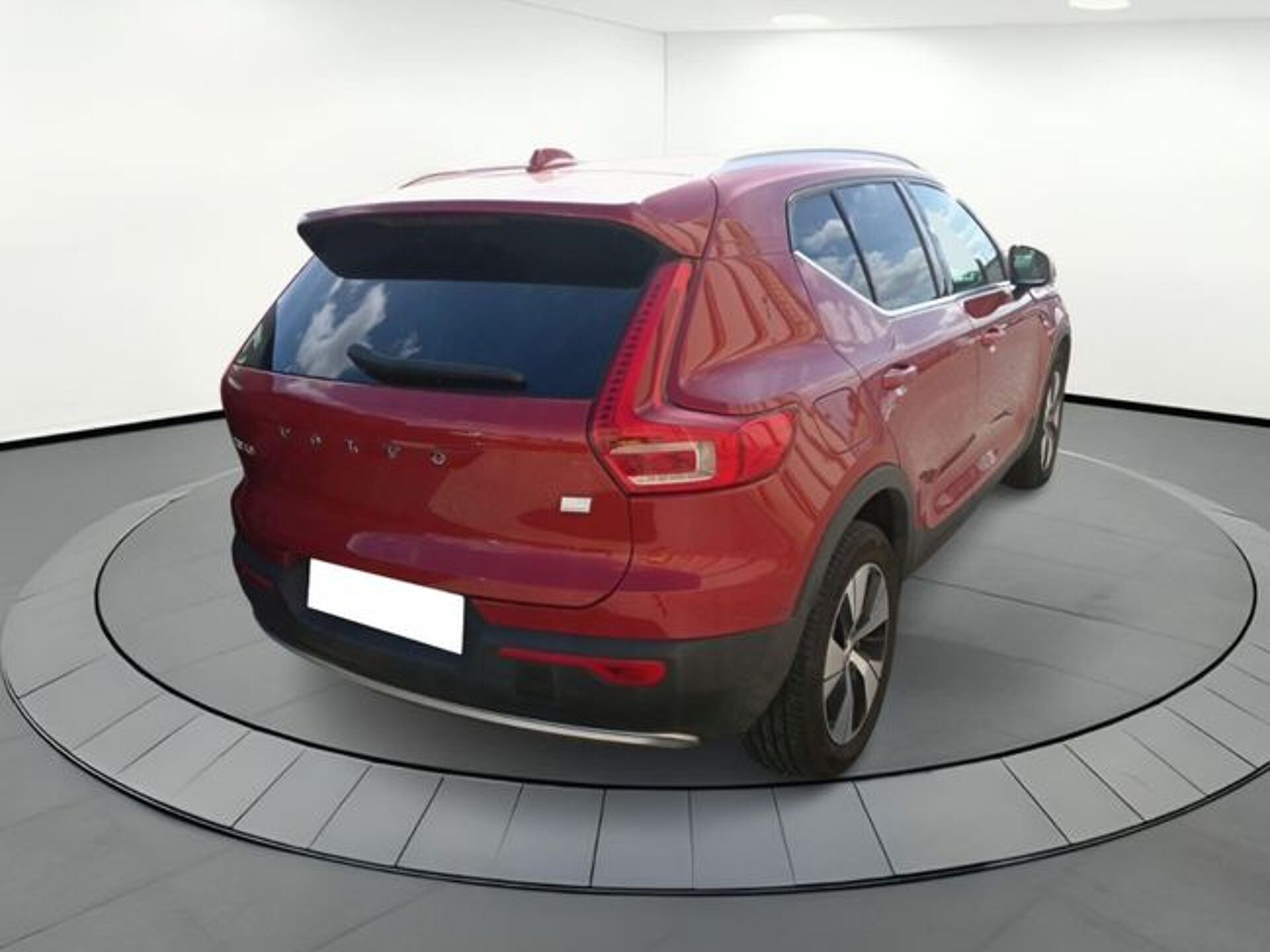 Imagen 3 de VOLVO XC40