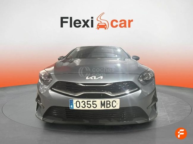 Foto del KIA Ceed 1.5 MHEV Eco-Dynamics Tech DCT 160
