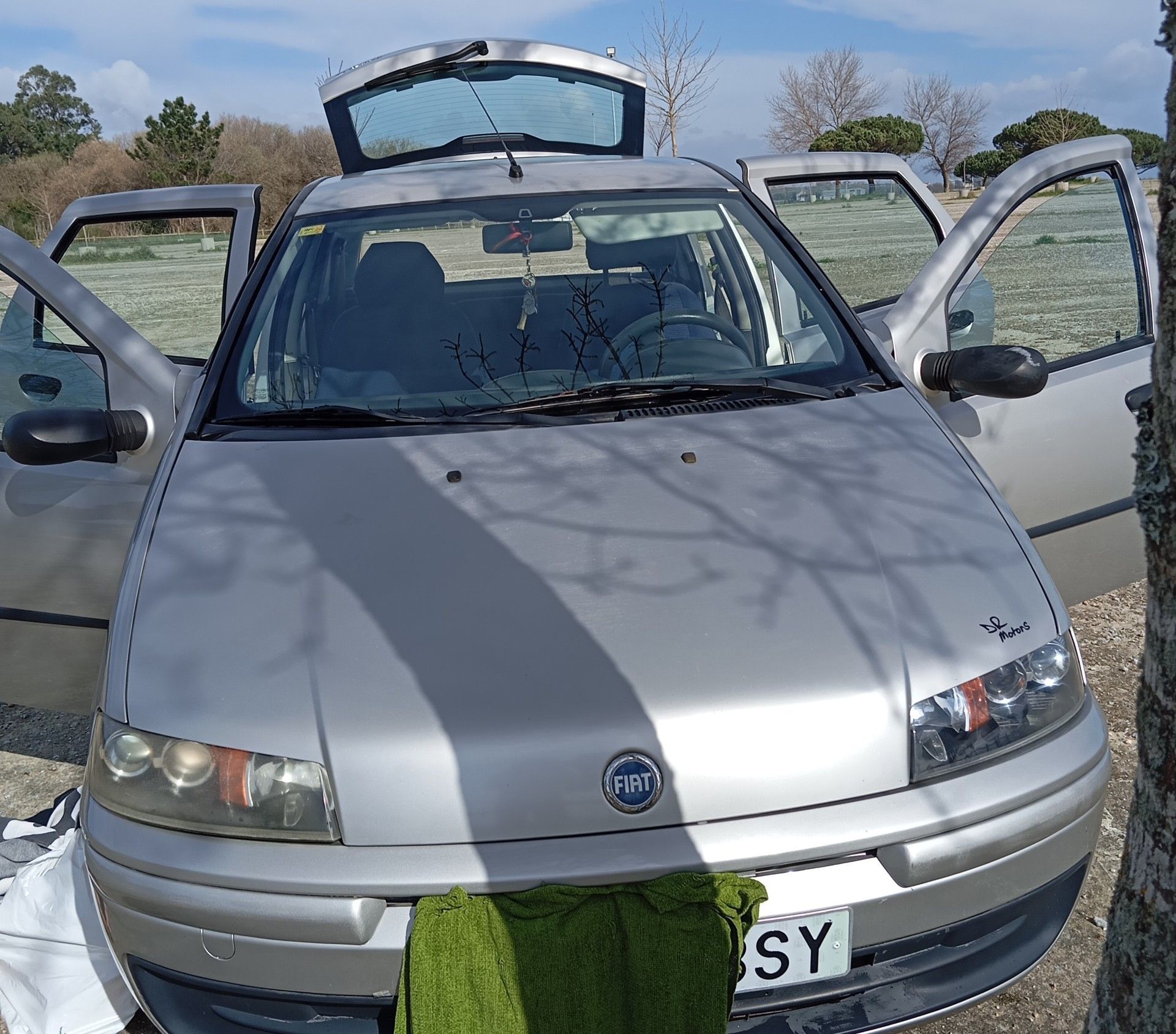 Foto del FIAT Punto 1.2 ELX