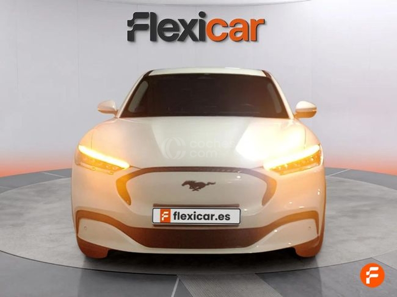Foto del FORD Mustang Mach-E AWD Rango estandar