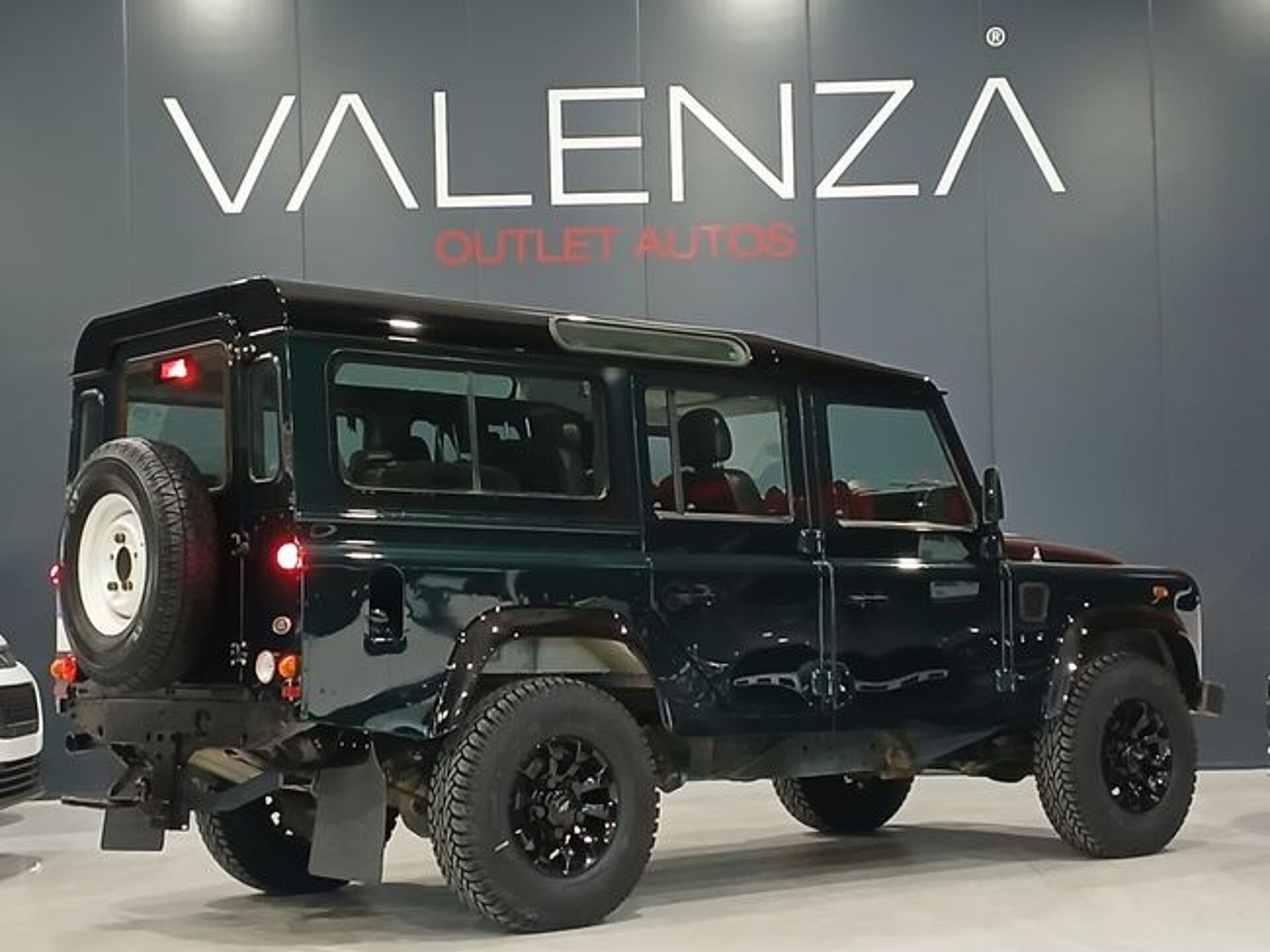 Imagen 2 de LAND ROVER Defender