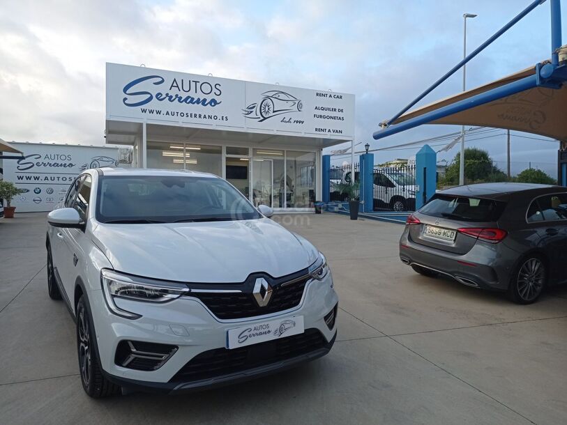 Foto del RENAULT Arkana 1.6 E-Tech Zen 105kW