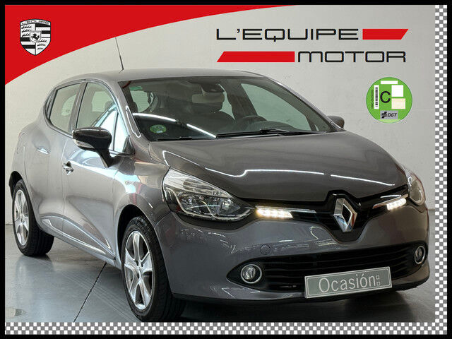 RENAULT Clio (TCe 90 Technofeel eco2 66 kW (90 CV)) en Barcelona
