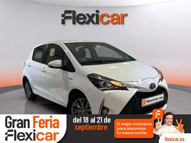 TOYOTA Yaris (1.5 Hybrid Active) en Barcelona