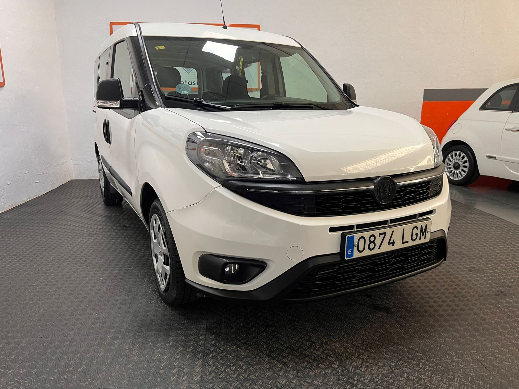 FIAT Dobló (Cargo 1.3Mjt Base Plus 70kW) en Madrid