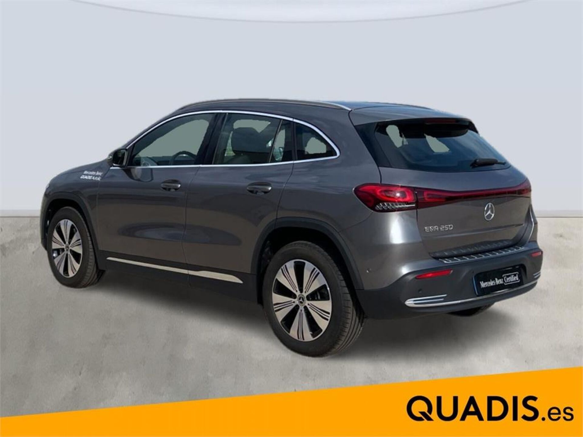 Imagen 2 de MERCEDES EQA