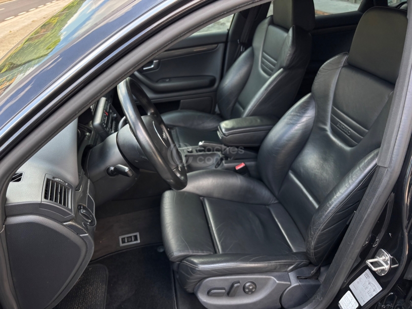 Foto del AUDI A4 S4 4.2 V8 quattro