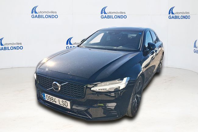 VOLVO S90 (2.0 B4 G R-Design Auto) en Valladolid