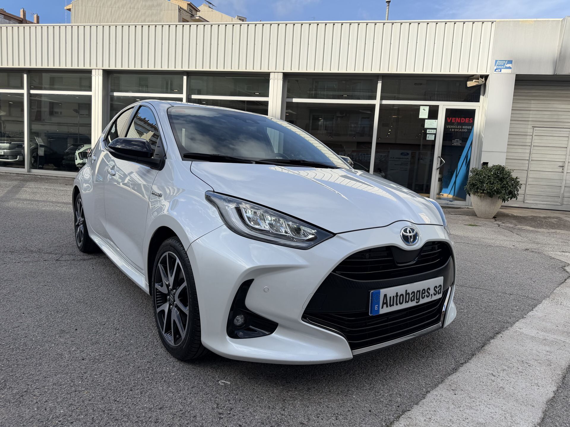 Foto del TOYOTA Yaris 120H 1.5 Style Plus