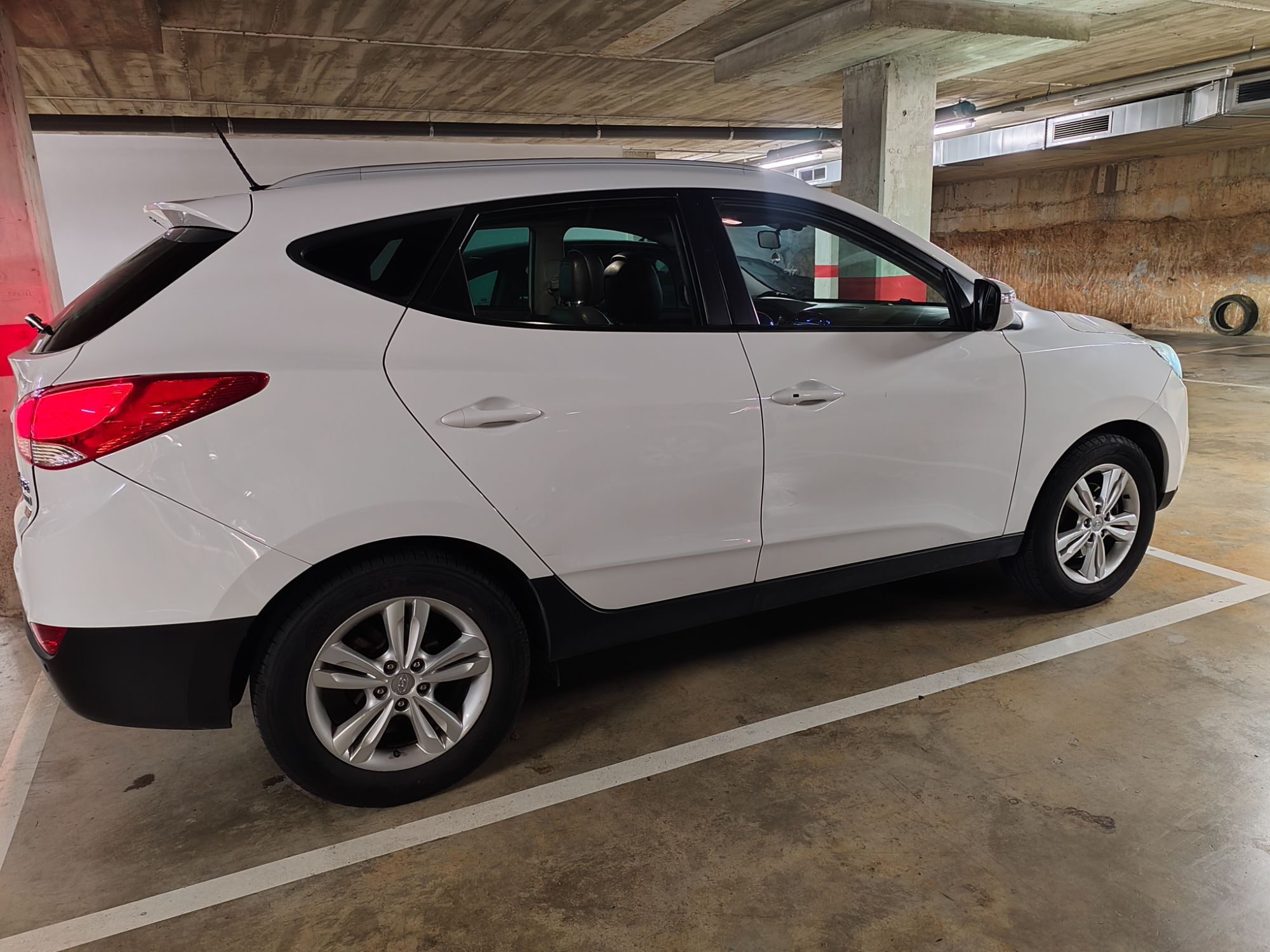 Foto del HYUNDAI ix35 1.7CRDI Tecno Sky 4x2