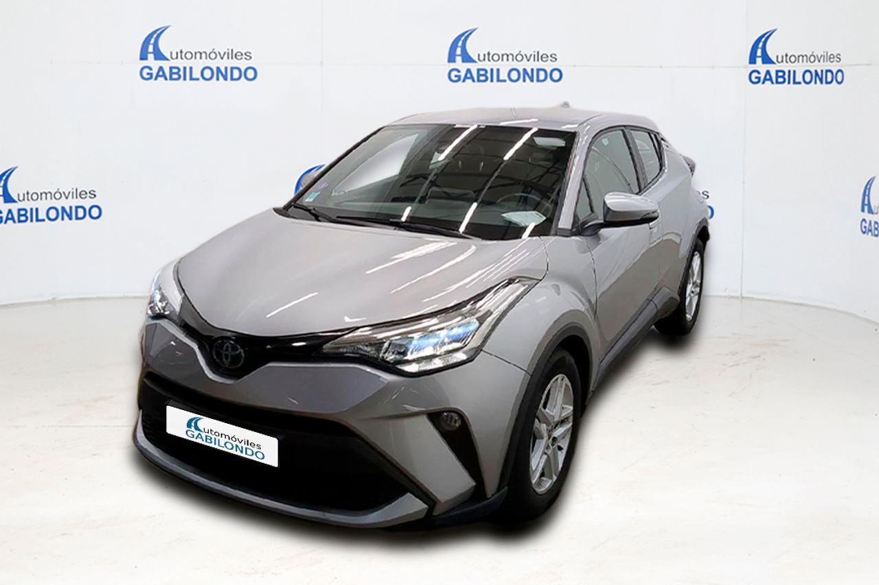 TOYOTA C-HR (2.0 180H Advance) en Valladolid
