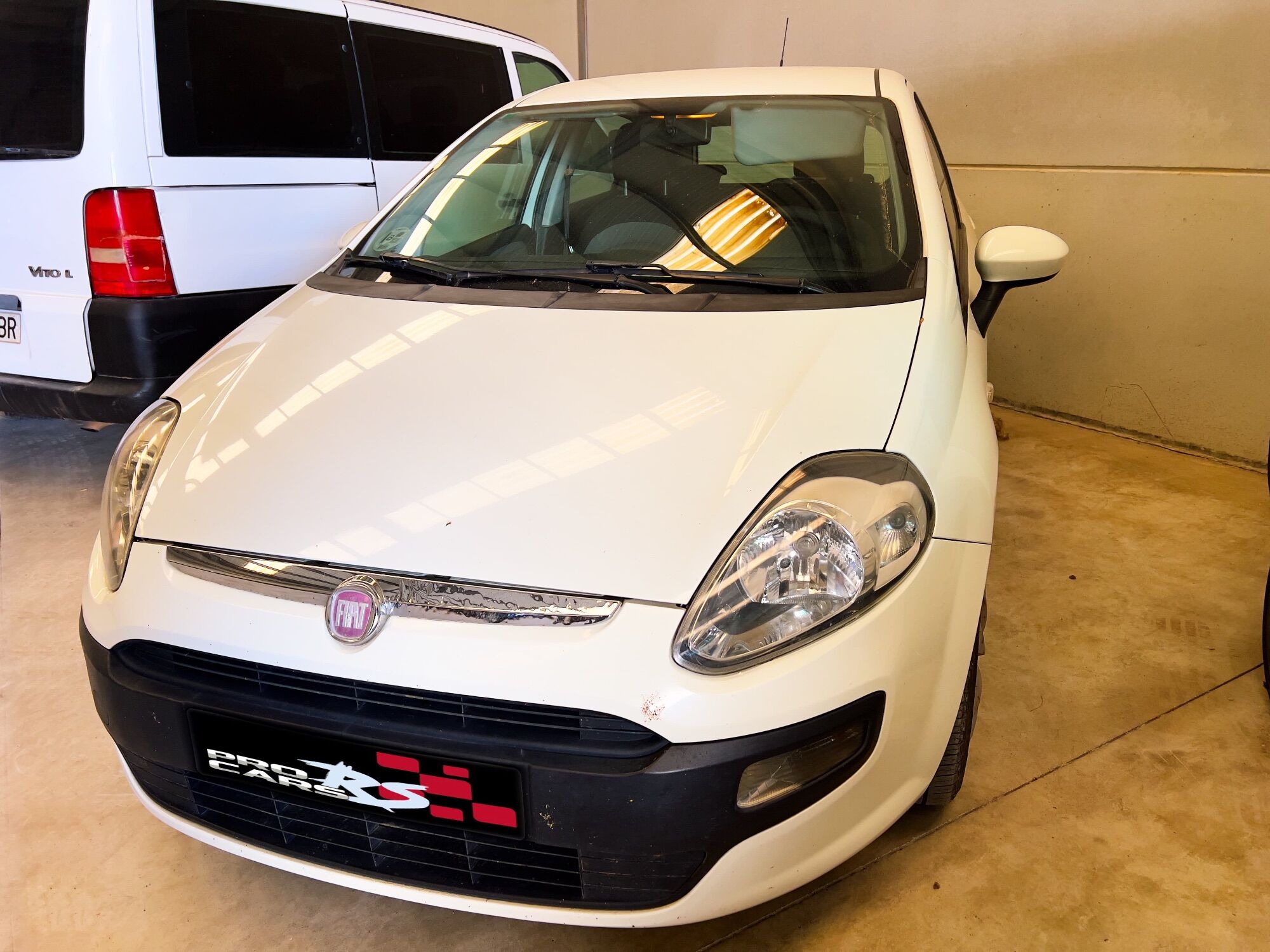 FIAT Punto (1.3Mjt 16v Feel-Class) en Alicante