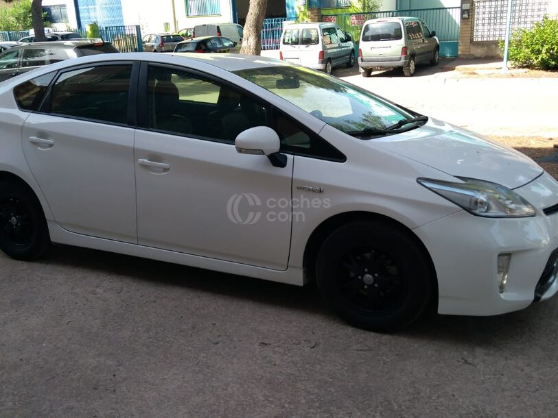 Foto del TOYOTA Prius + 1.8 HSD Advance