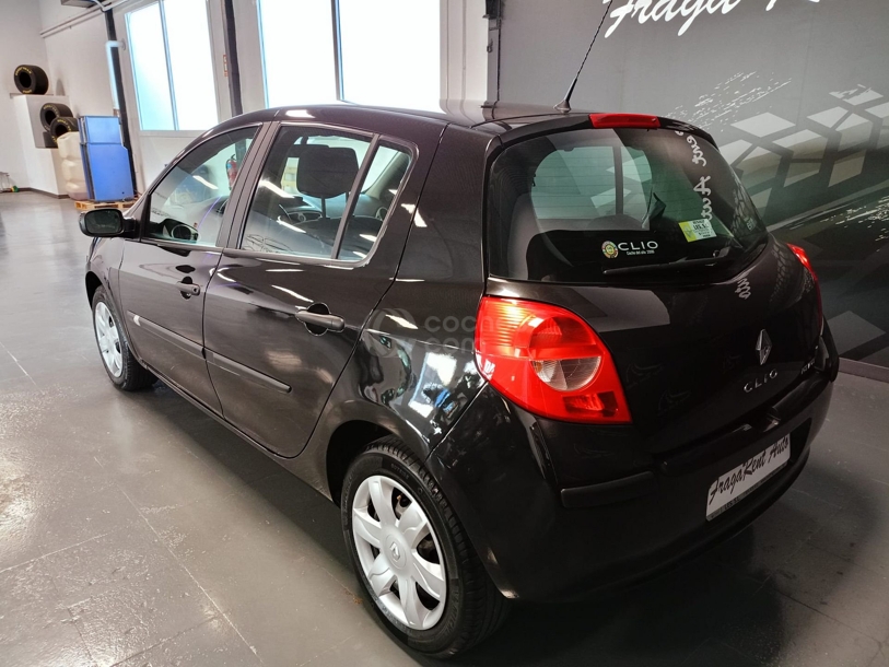 Foto del RENAULT Clio 1.4 Confort Dynamique