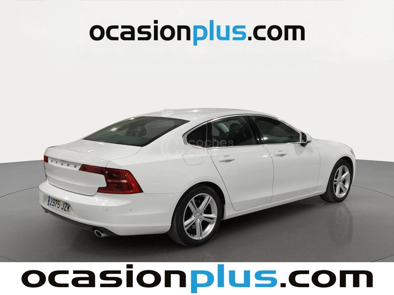 Foto del VOLVO S90 D4 Momentum Aut. 190
