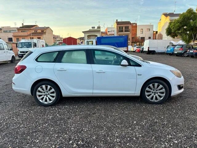 Foto del OPEL Astra 2.0CDTi Excellence Aut. 165