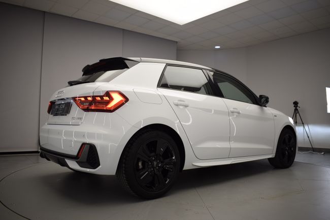 Foto del AUDI A1 Sportback 30 TFSI Adrenalin S tronic