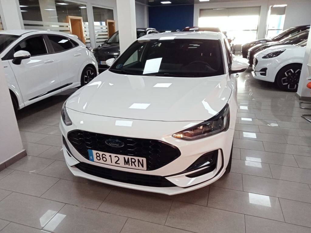 Foto del FORD Focus 1.0 Ecoboost MHEV ST-Line X 125